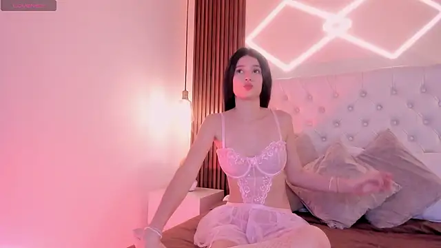 LilyHartt online show from March 3, 2026, 12:12 pm