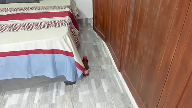 Snapshot of Sophiia88 chatting on February 19, 2026, 12:24 pm Sophiia88 online show from February 19, 2026, 12:24 pm