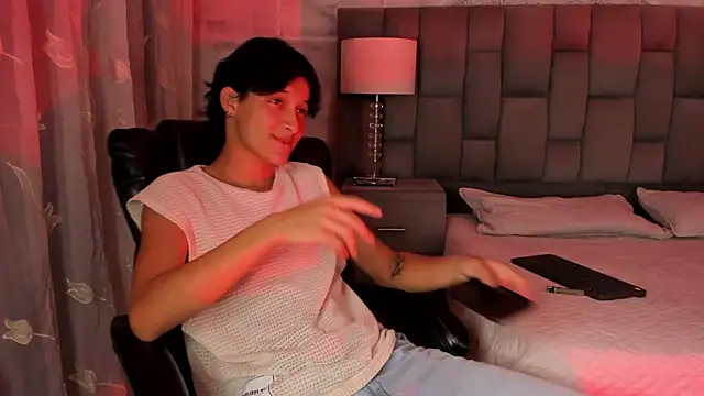 SalvatoreBenford online show from February 6, 2026, 3:13 am