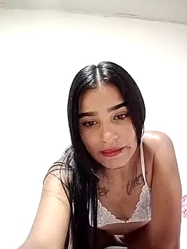 Nahomy Kamber online show from February 19, 2026, 1:13 am