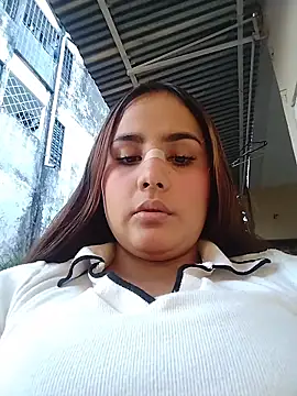 Noa Harper- online show from April 26, 2026, 10:29 pm