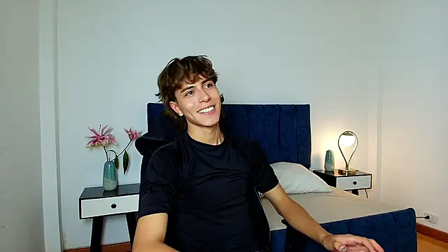 Snapshot of Blake_Parker chatting on February 8, 2026, 9:12 pm Blake Parker online show from February 8, 2026, 9:12 pm