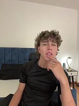 Snapshot of Blake_Parker chatting on February 1, 2026, 8:07 pm Blake Parker online show from February 1, 2026, 8:07 pm