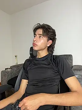 Snapshot of Blake_Parker chatting on February 27, 2026, 11:04 pm Blake Parker online show from February 27, 2026, 11:04 pm