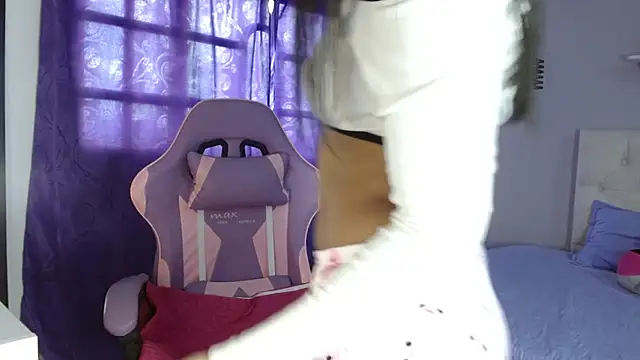 Snapshot of VelvetRosss chatting on February 21, 2026, 8:11 pm VelvetRosss online show from February 21, 2026, 8:11 pm