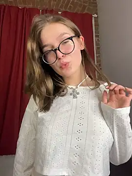 MyKittySayMeow online show from March 26, 2026, 9:56 pm