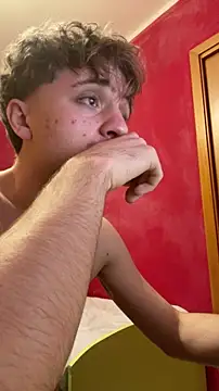 Snapshot of Incolinco07 chatting on February 26, 2026, 8:20 pm Incolinco07 online show from February 26, 2026, 8:20 pm