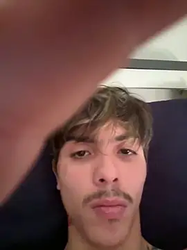 Snapshot of bugballs1 chatting on February 11, 2026, 7:58 pm bugballs1 online show from February 11, 2026, 7:58 pm