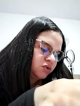 Snapshot of SamanthaStonee chatting on February 25, 2026, 8:08 pm SamanthaStonee online show from February 25, 2026, 8:08 pm