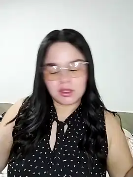 Snapshot of SamanthaStonee chatting on April 12, 2026, 8:23 pm SamanthaStonee online show from April 12, 2026, 8:23 pm