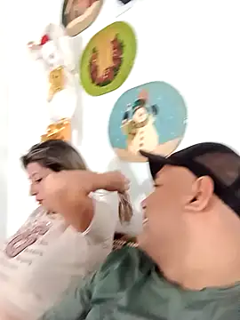 Snapshot of wessAndSandri chatting on March 5, 2026, 8:05 pm wessAndSandri online show from March 5, 2026, 8:05 pm