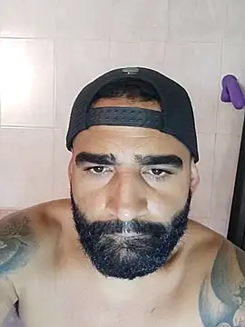 Snapshot of Lucius40 chatting on February 3, 2026, 6:46 pm Lucius40 online show from February 3, 2026, 6:46 pm