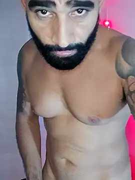 Snapshot of Lucius40 chatting on February 14, 2026, 10:54 pm Lucius40 online show from February 14, 2026, 10:54 pm