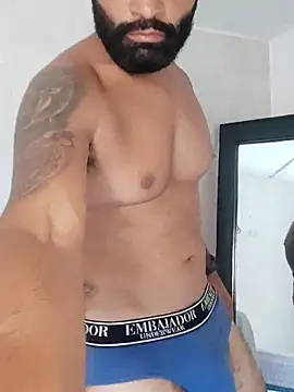 Snapshot of Lucius40 chatting on February 7, 2026, 6:16 pm Lucius40 online show from February 7, 2026, 6:16 pm