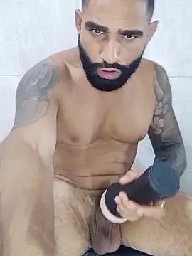 Snapshot of Lucius40 chatting on February 3, 2026, 6:40 am Lucius40 online show from February 3, 2026, 6:40 am