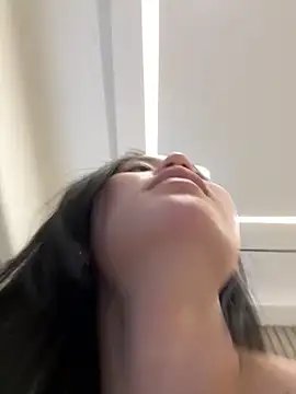 czamabe online show from March 24, 2026, 6:57 am