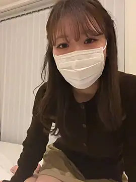 Snapshot of Muuu-Chan chatting on February 4, 2026, 2:23 pm Muuu-Chan online show from February 4, 2026, 2:23 pm