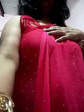 hot-tanya online show from April 7, 2026, 4:42 pm