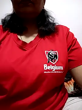 hot-tanya online show from April 13, 2026, 1:48 pm