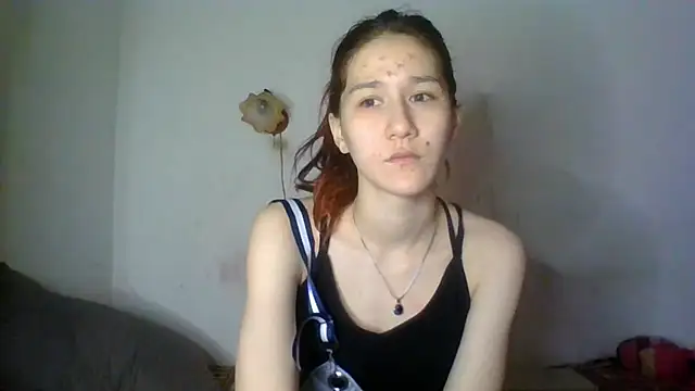 NickiKisinger online show from May 17, 2026, 7:19 am
