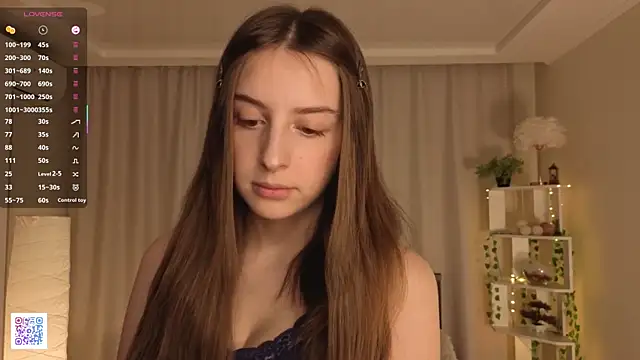 Snapshot of LeanneDinkle chatting on March 15, 2026, 5:25 am LeanneDinkle online show from March 15, 2026, 5:25 am