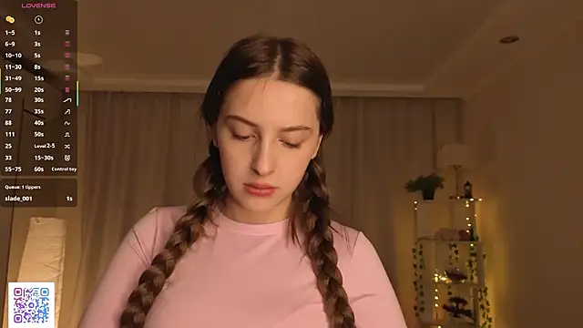 Snapshot of LeanneDinkle chatting on March 23, 2026, 3:06 am LeanneDinkle online show from March 23, 2026, 3:06 am