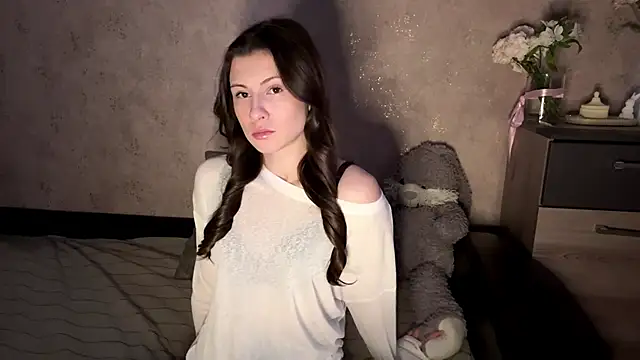 Lina Vanilina online show from February 27, 2026, 1:33 pm