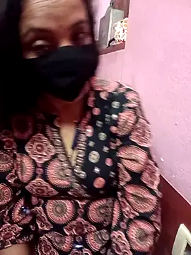 Snapshot of Janvi_Vabi chatting on February 24, 2026, 10:43 pm Janvi Vabi online show from February 24, 2026, 10:43 pm