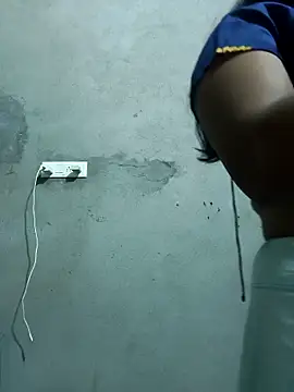 Snapshot of Sexy_khushi19 chatting on February 3, 2026, 3:48 am Sexy khushi19 online show from February 3, 2026, 3:48 am