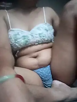 Annuhot143 online show from April 1, 2026, 4:26 pm