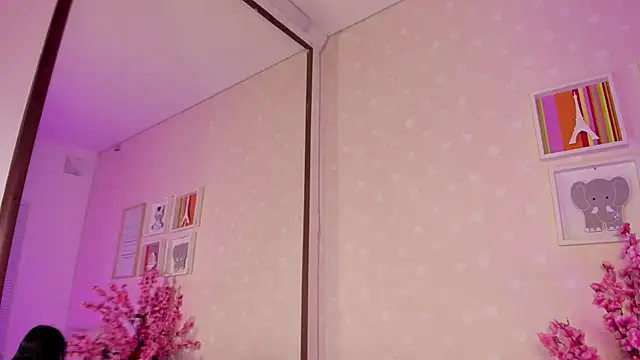 Ashley Blum  online show from March 17, 2026, 11:57 am