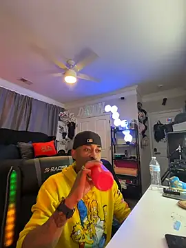 StillArQuez online show from July 14, 2026, 5:41 pm