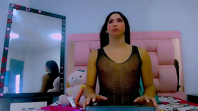 Sophia Valentina online show from February 24, 2026, 5:08 am