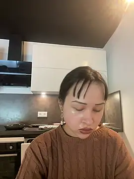 Just-Lilly online show from May 24, 2026, 3:56 pm