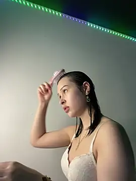 Snapshot of Just-Lilly chatting on April 2, 2026, 4:02 pm Just-Lilly online show from April 2, 2026, 4:02 pm