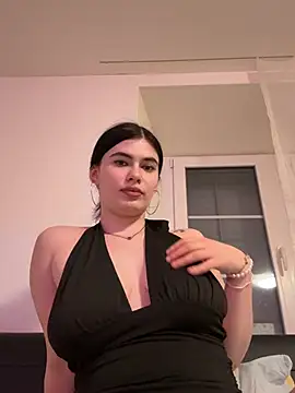 Evie-Moore online show from February 26, 2026, 10:54 pm