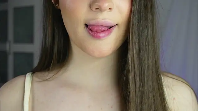 Snapshot of Murmella chatting on February 8, 2026, 5:05 am Murmella online show from February 8, 2026, 5:05 am