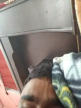 Snapshot of Desicpl15 chatting on February 13, 2026, 11:27 pm Desicpl15 online show from February 13, 2026, 11:27 pm