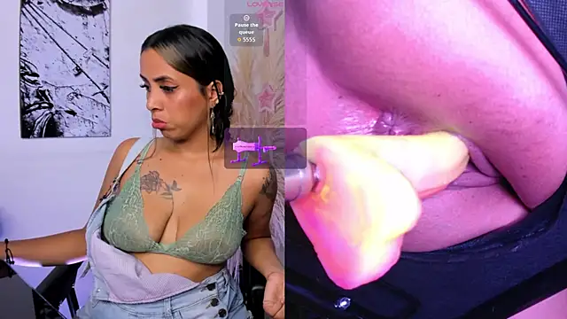 Snapshot of Isabella_falcon chatting on March 27, 2026, 2:20 am Isabella falcon online show from March 27, 2026, 2:20 am