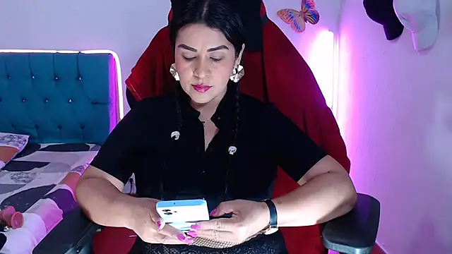 hotsweet-69 online show from April 22, 2026, 5:03 am