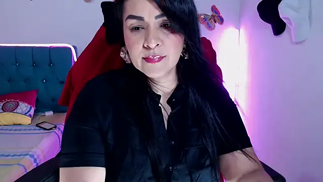 hotsweet-69 online show from May 13, 2026, 5:14 am