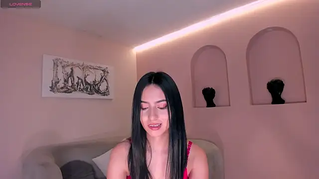 LucieMartin online show from April 8, 2026, 7:26 pm