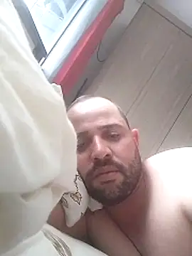 Snapshot of pau-de-ourod chatting on April 7, 2026, 1:57 pm pau-de-ourod online show from April 7, 2026, 1:57 pm