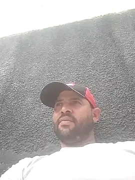 Snapshot of pau-de-ourod chatting on April 8, 2026, 12:17 pm pau-de-ourod online show from April 8, 2026, 12:17 pm