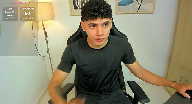 justin payn14 online show from July 8, 2026, 12:39 pm