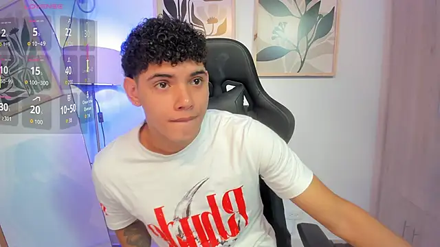Snapshot of justin_payn14 chatting on June 6, 2026, 12:10 pm justin payn14 online show from June 6, 2026, 12:10 pm