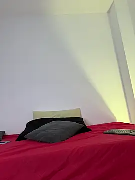 Snapshot of SaraBellini chatting on February 10, 2026, 7:13 pm SaraBellini online show from February 10, 2026, 7:13 pm