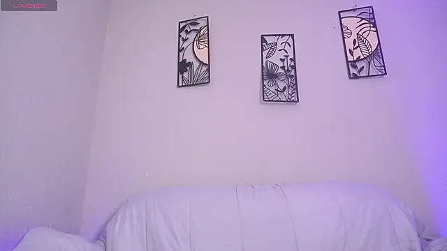 Snapshot of loveegirll1 chatting on March 29, 2026, 5:09 am loveegirll1 online show from March 29, 2026, 5:09 am