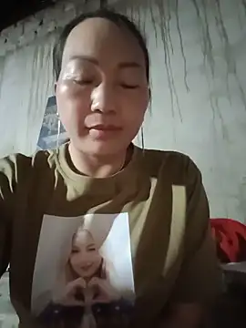 baby 112233 online show from May 13, 2026, 10:17 pm