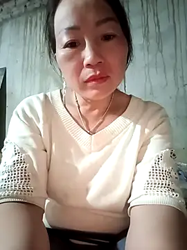 baby 112233 online show from April 5, 2026, 11:11 pm